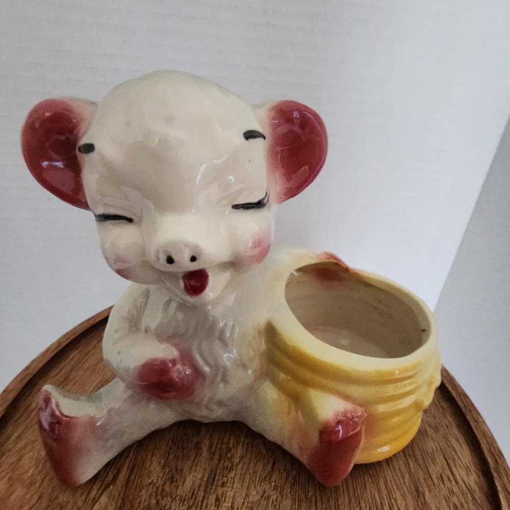 Vintage Mid-Century Bear Planter Honey Pot Bee Ceramic USA